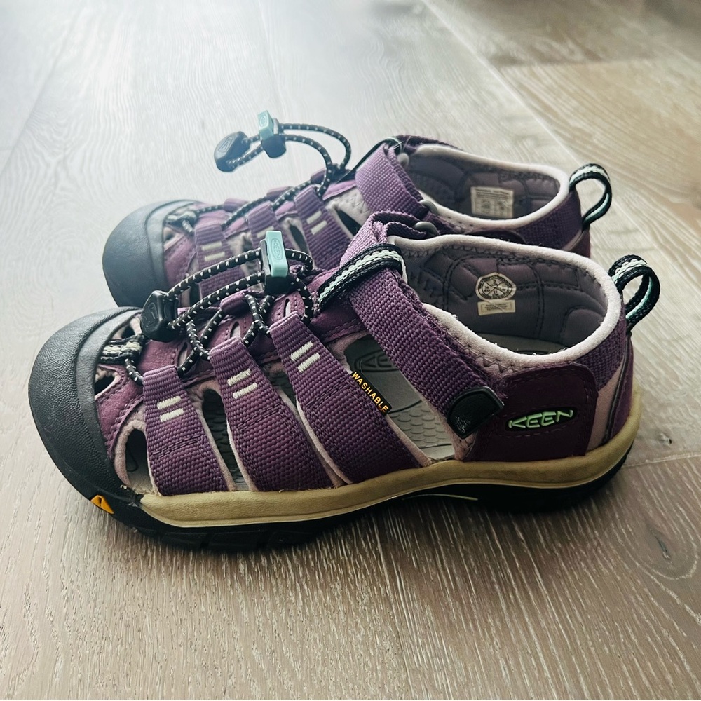 Keen Newport H2 kids girls sandals water shoes hiking shoes hike